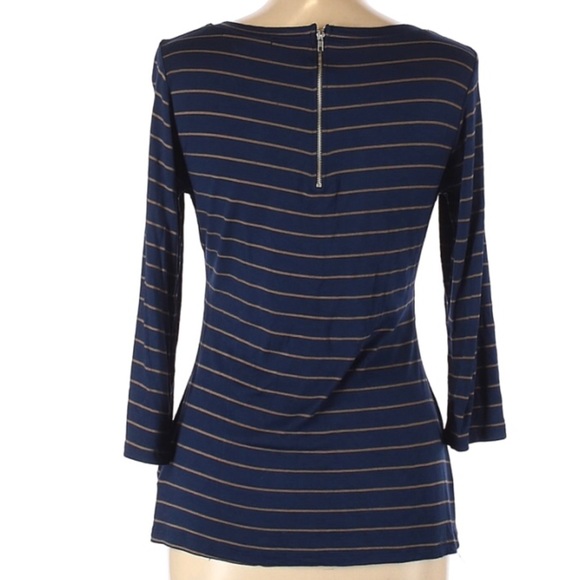 GREEN ENVELOPE Tee Exposed Zipper Back - Picture 2 of 2